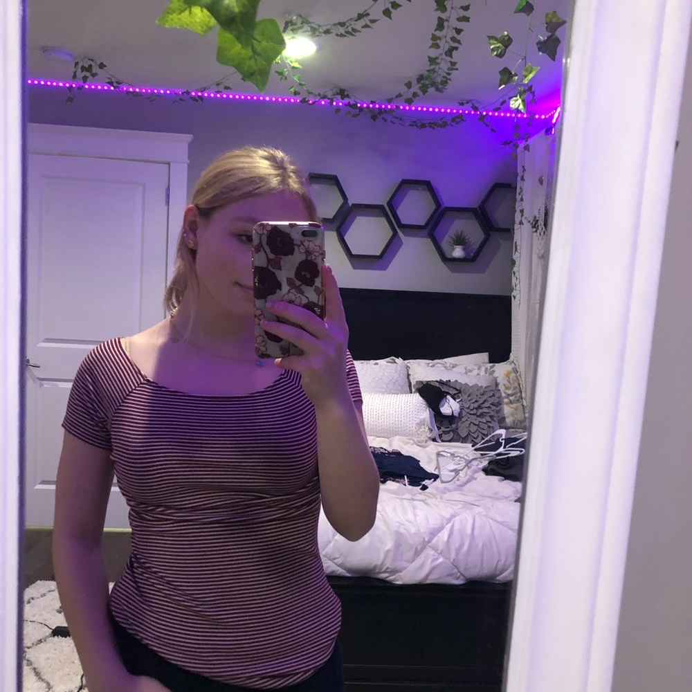 Old navy shirt